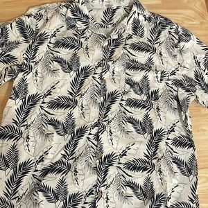Coofandy palm print shirt.  Size xl white and navy
